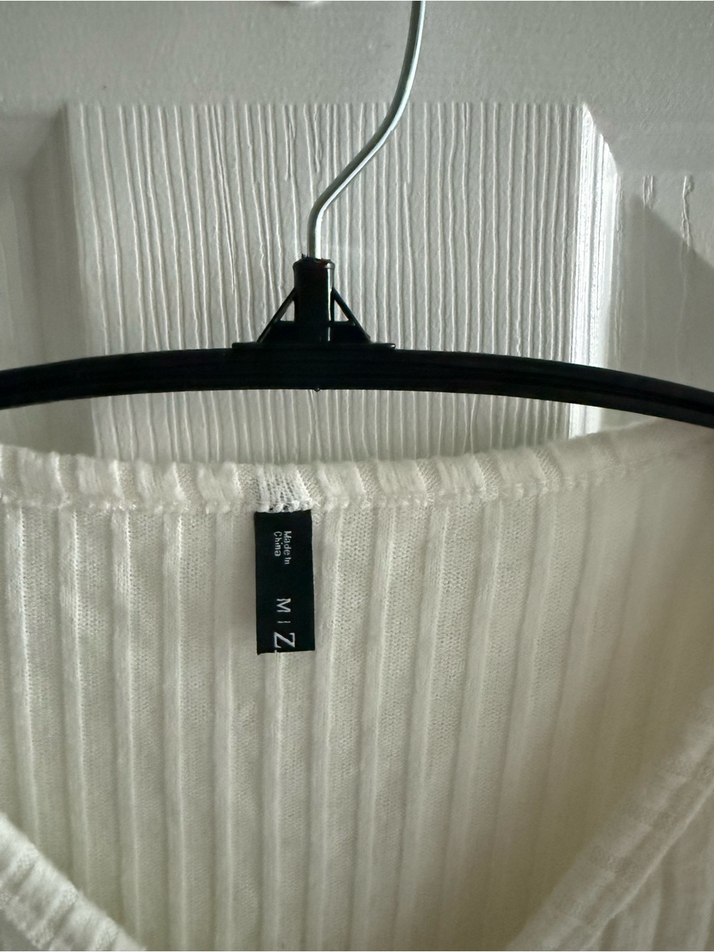 V-Neck Ribbed Button-Front Sweater Cardigan - Cream - Picture 2 of 3